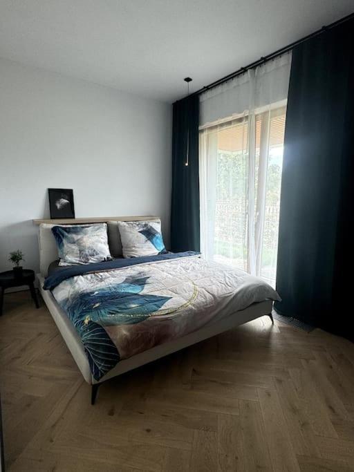Modern Flat , Quiet Area Ideal For Family Apartament *